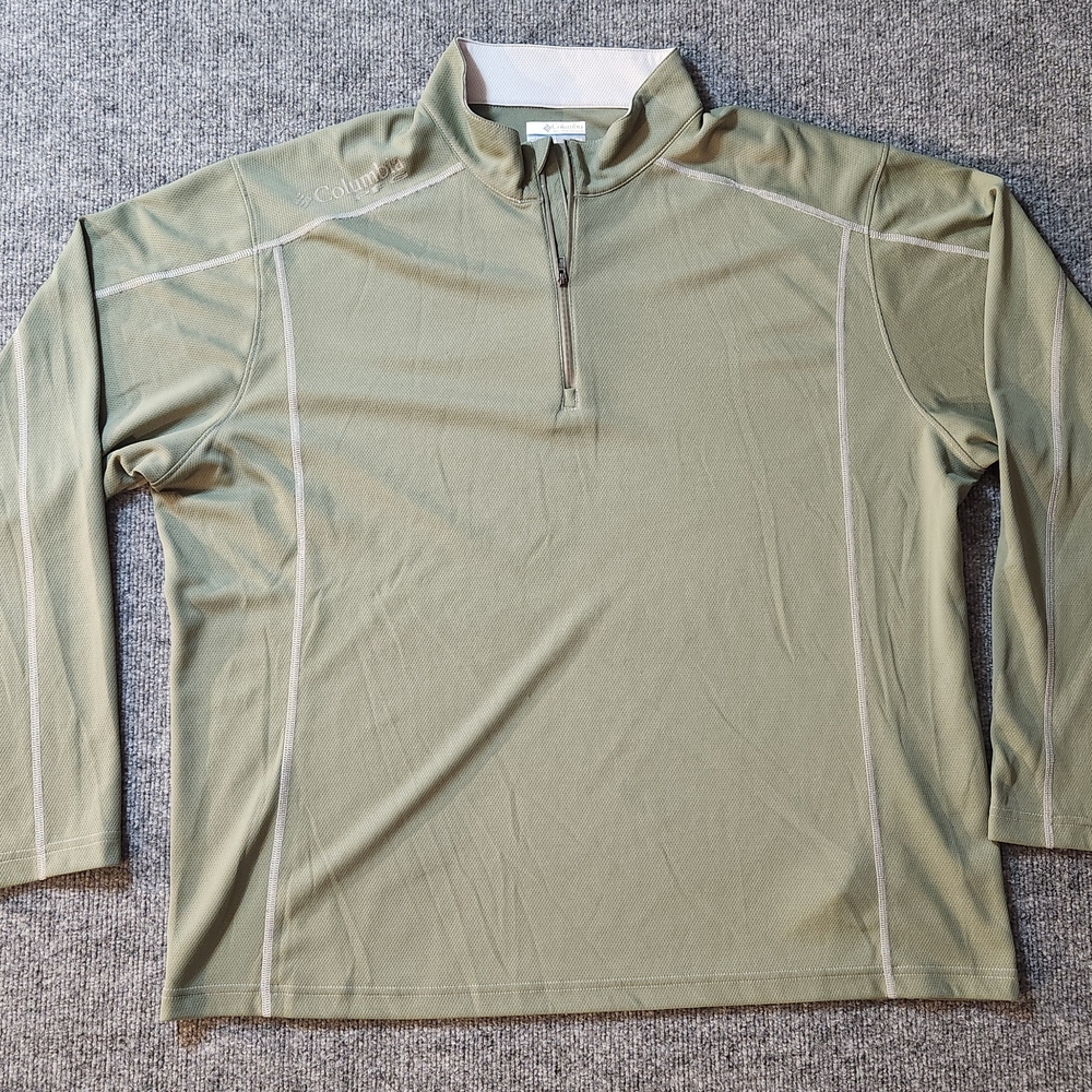 Columbia Men's Green Long Sleeve Shirt